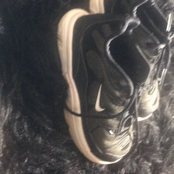 Air max - Picture 2 of 3